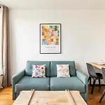Nation Handsome Apartment