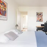 Nation Handsome Apartment